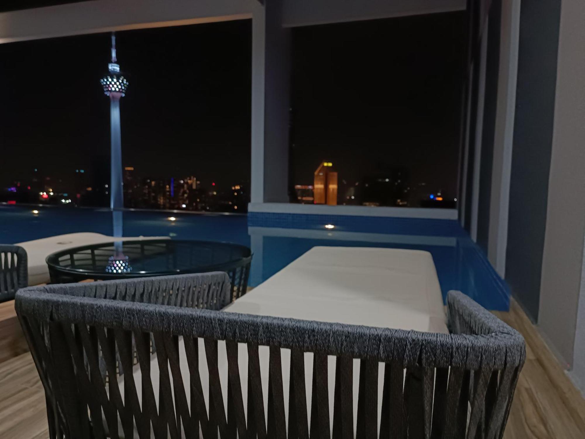 Apartment C14b Modern Infinity Pool Klcc Balcony View